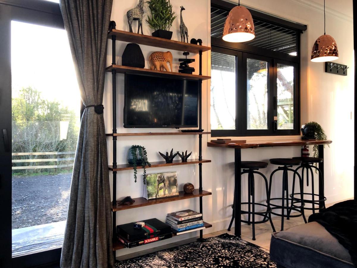 Tiny Home Luxury Farm Escape New Plymouth Egmont Village Eksteriør billede